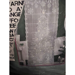 Quaker Lace White Christmas Tree Lighted Panel 40 x 84